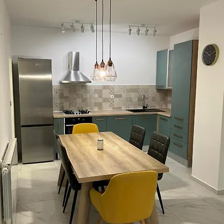 To&ma Διαμέρισμα Σπλιτ